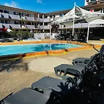Ocean View Apartments At The Heart Of Gold Coast