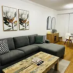 Ocean View Apartments At The Heart Of Gold Coast